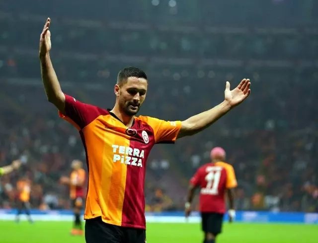 Süper Lig: Galatasaray: 3 - Sivasspor: 2 (Maç sonucu) Süper Lig: Galatasaray: 3 - Sivasspor: 2 (Maç sonucu)