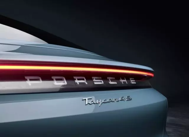 Tamamen Elektrikli Porsche Taycan 4S Özellikleri Nelerdir? Tamamen Elektrikli Porsche Taycan 4S Özellikleri Nelerdir?
