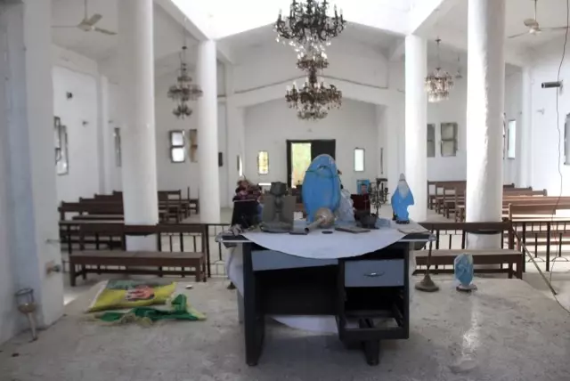 Tel Abyad'da tek kalan Ermeni kilisesi SMO sayesinde güvende Tel Abyad'da tek kalan Ermeni kilisesi SMO sayesinde güvende