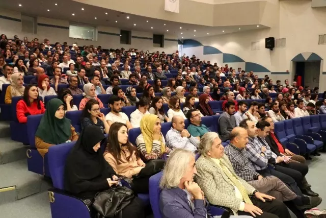 TÜBİTAK Başkanı Mandal: 'Teknolojiyi kullanan değil üreten ülke olmak zorundayız' TÜBİTAK Başkanı Mandal: 'Teknolojiyi kullanan değil üreten ülke olmak zorundayız'