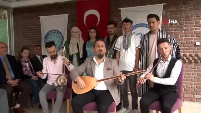 Türk Cumhuriyetlerinden Mehmetçik'e Barış Pınarı Destanı Türküsü Türk Cumhuriyetlerinden Mehmetçik'e Barış Pınarı Destanı Türküsü