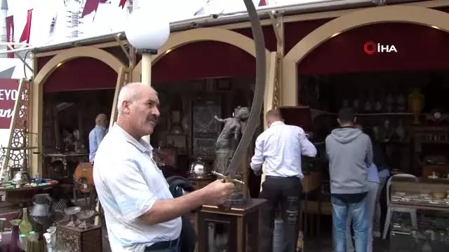 Türkiye'nin antikaları İstanbul'da görücüye çıktı Türkiye'nin antikaları İstanbul'da görücüye çıktı
