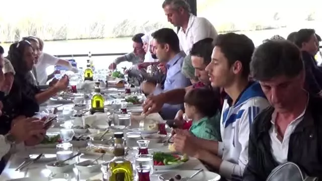 'Uyum Mahalle Buluşmaları' 'Uyum Mahalle Buluşmaları'