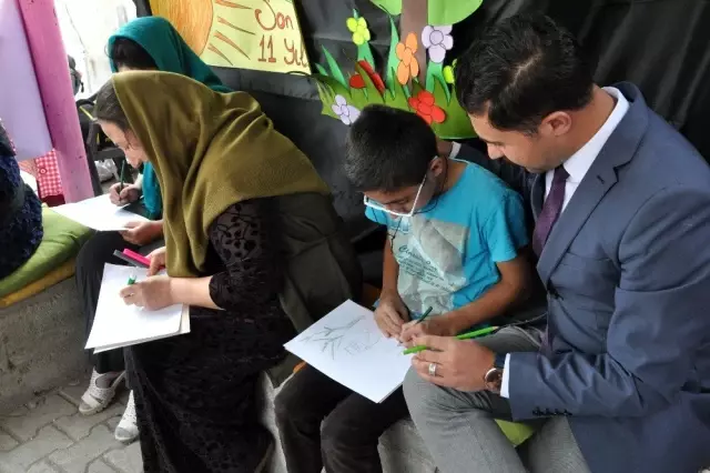 Yüksekova'da 'Doğa İçin Çiz' etkinliği Yüksekova'da 'Doğa İçin Çiz' etkinliği