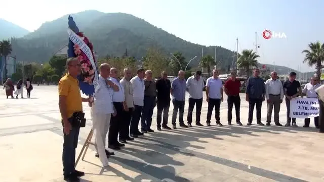 36 yıl sonra birlikte Komanda Marşı okudular 36 yıl sonra birlikte Komanda Marşı okudular