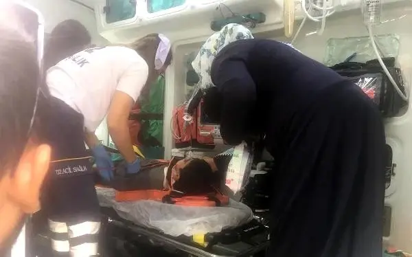 7 yaşındaki çocuğa çarpan motosikletli kaçtı 7 yaşındaki çocuğa çarpan motosikletli kaçtı