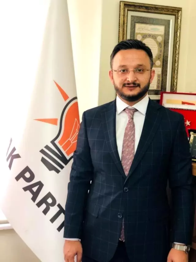 AK Parti İl Başkanı Yanar, Muhtarlar Günü'nü kutladı AK Parti İl Başkanı Yanar, Muhtarlar Günü'nü kutladı