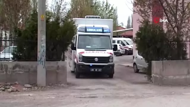 Aksaray'da ambulans sürücüleri parkurun tozunu attırdı
