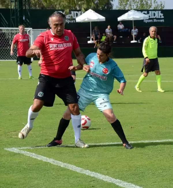 Alman Dostluk Futbol Turnuvası başladı