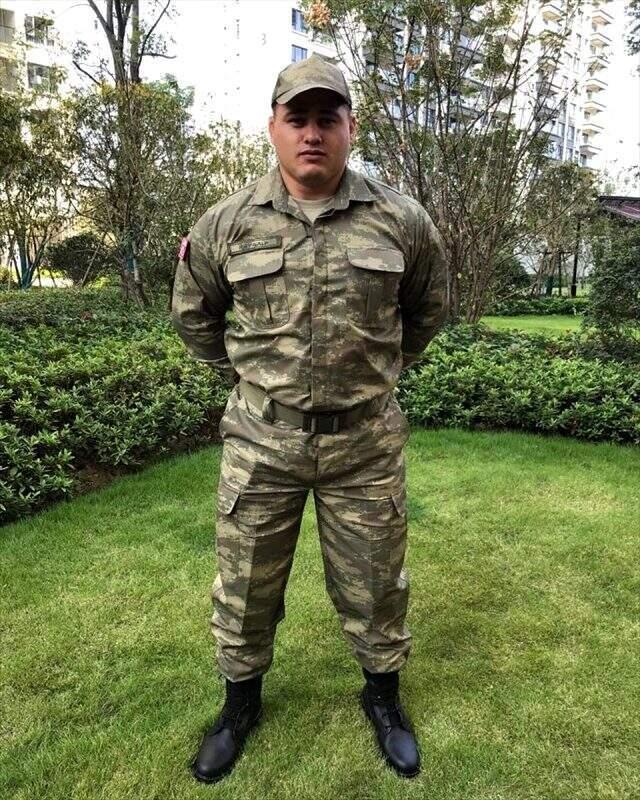 Askeri Olimpiyat Oyunları öncesi Rıza Kayaalp ve Taha Akgül kamuflaj giydi