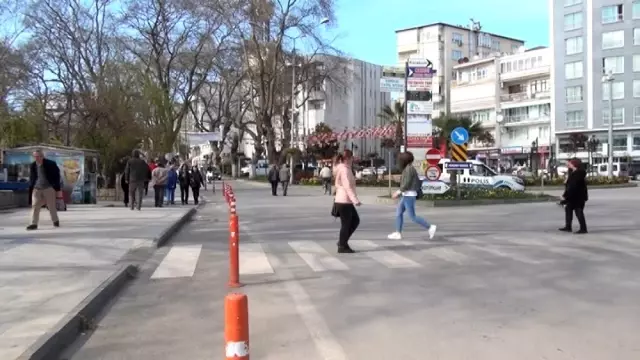 Çobanoğlu: 'Işık olmaması trafiğin daha akışkan olmasını sağlıyor' Çobanoğlu: 'Işık olmaması trafiğin daha akışkan olmasını sağlıyor'