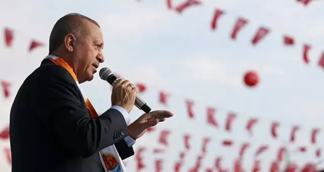 Cumhurbaşkanı Erdoğan'dan 82 milyona çağrı: Herkesi AK Parti saflarına bekliyorum