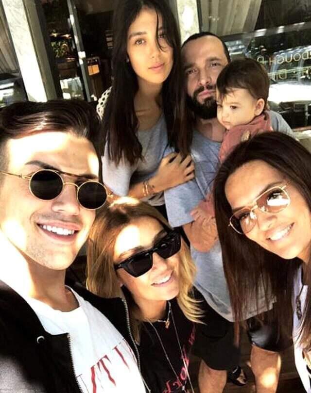 Demet Akalın, Berkay'ın eşi Özlem Ada Şahin ile hediye saat yüzünden tartıştı