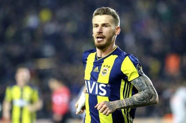 Ersun Yanal, Max Kruse ve Emre Belözoğlu'nu Denizlispor maçı kadrosuna almadı