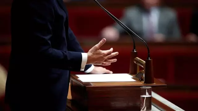 Fransa'da 59 vekil Türkiye'nin NATO üyeliğinin askıya alınmasını istedi