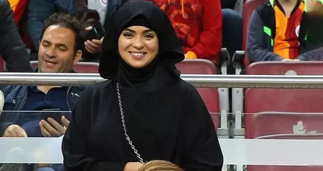 Galatasaraylı taraftarlar eşinin geldiği maçta Belhanda'yı ıslıkladı
