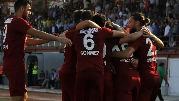 Hatayspor'dan müthiş geri dönüş! Adana Demirspor'u 1-0'dan... Hatayspor'dan müthiş geri dönüş! Adana Demirspor'u 1-0'dan...