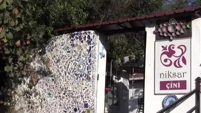 Hobi olarak ürettiği çini ürünlerini ABD'de 'marka' yaptı Hobi olarak ürettiği çini ürünlerini ABD'de 'marka' yaptı