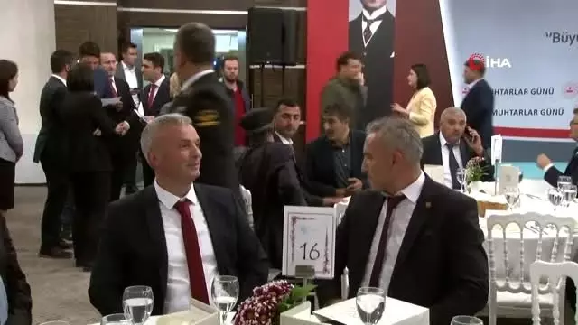 İçişleri Bakanı Süleyman Soylu muhtarlarla bir araya geldi