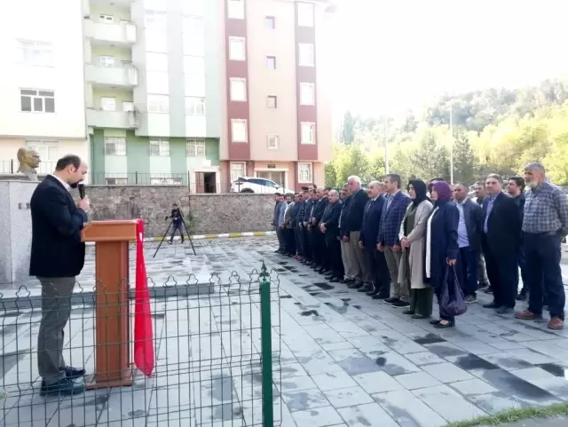 İspir'de Muhtarlar Günü kutlandı İspir'de Muhtarlar Günü kutlandı