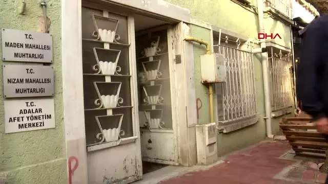İstanbul'un en yaşlı muhtarı İstanbul'un en yaşlı muhtarı