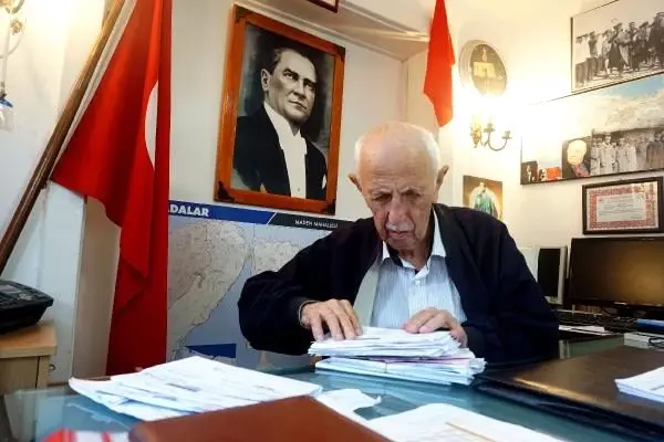 İstanbul'un en yaşlı muhtarı İstanbul'un en yaşlı muhtarı