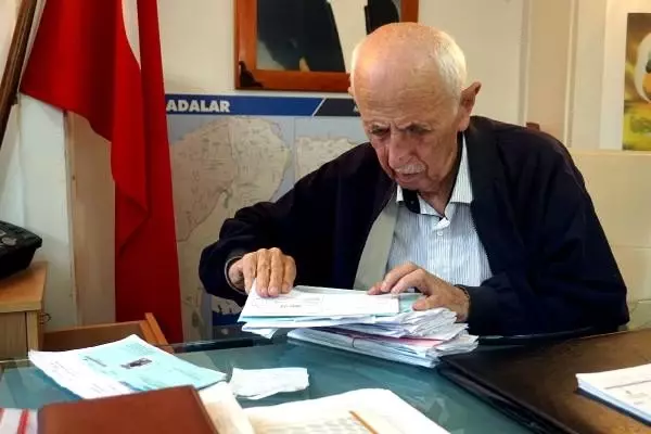 İstanbul'un en yaşlı muhtarı İstanbul'un en yaşlı muhtarı