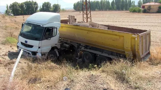 Kahramanmaraş'ta otomobil ile tır çarpıştı: 2 yaralı