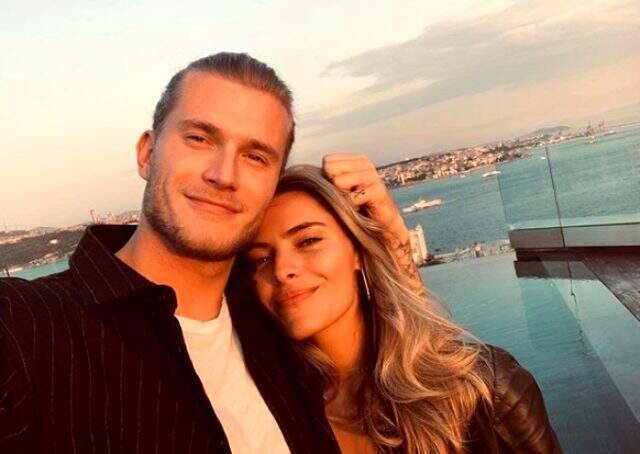 Karius ve Sophia Thomalla nişanlandı iddiası! Instagram pozu ortaya çıkardı