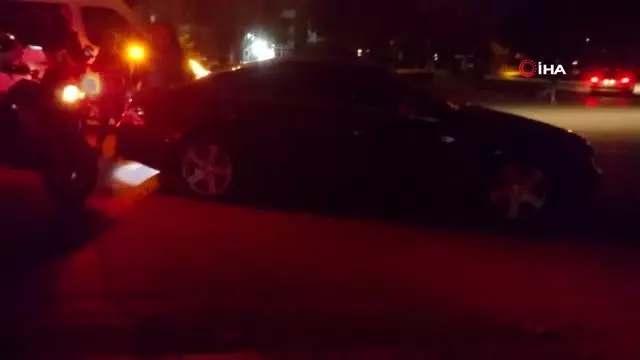 Konya'da husumetli iki grup arasında silahlı kavga: 2 yaralı Konya'da husumetli iki grup arasında silahlı kavga: 2 yaralı