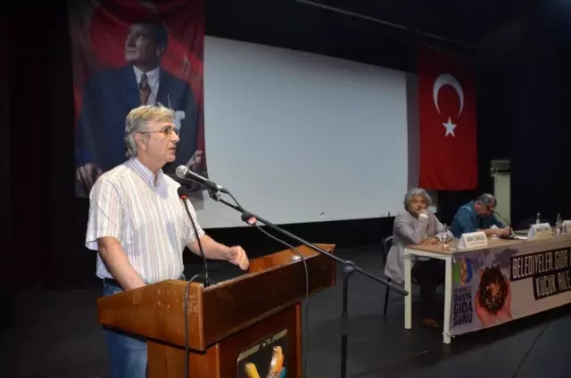 Kuşadası Kent Konseyi'nden dünya gıda günü paneli Kuşadası Kent Konseyi'nden dünya gıda günü paneli