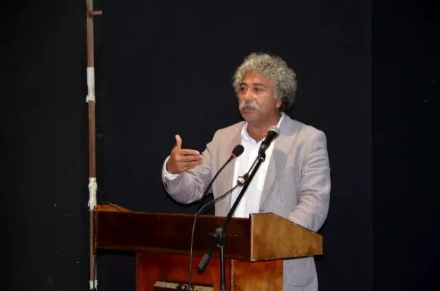 Kuşadası Kent Konseyi'nden dünya gıda günü paneli Kuşadası Kent Konseyi'nden dünya gıda günü paneli