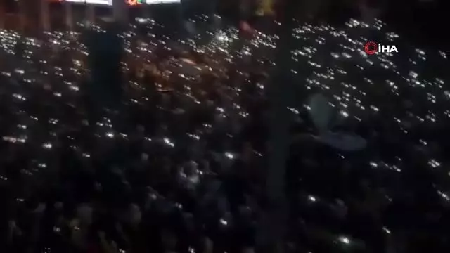 - Lübnan'da protestoculara ateş açıldı: 1 ölü, 7 yaralı - Lübnan'da protestoculara ateş açıldı: 1 ölü, 7 yaralı