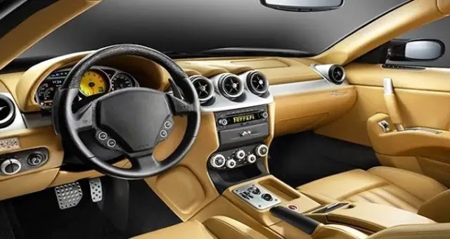Porsche, 2 binden fazla aracını geri çağırdı Porsche, 2 binden fazla aracını geri çağırdı