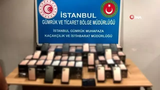Sabiha Gökçen Havalimanı'nda 179 adet kaçak cep telefonu ele geçirildi Sabiha Gökçen Havalimanı'nda 179 adet kaçak cep telefonu ele geçirildi