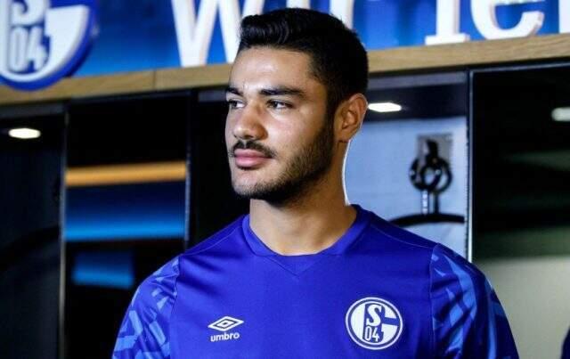 Schalke'den Türk oyunculara skandal asker selamı uyarısı!