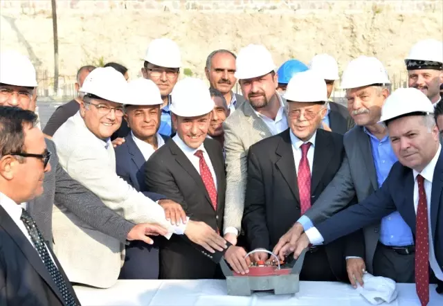 Soyer'den Harmandalı müjdesi: Soyer'den Harmandalı müjdesi: