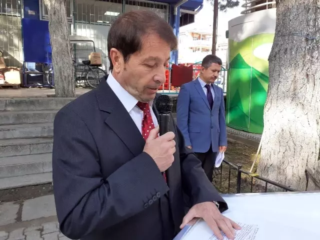 Şuhut'ta 19 Ekim Muhtarlar Günü törenle kutlandı Şuhut'ta 19 Ekim Muhtarlar Günü törenle kutlandı