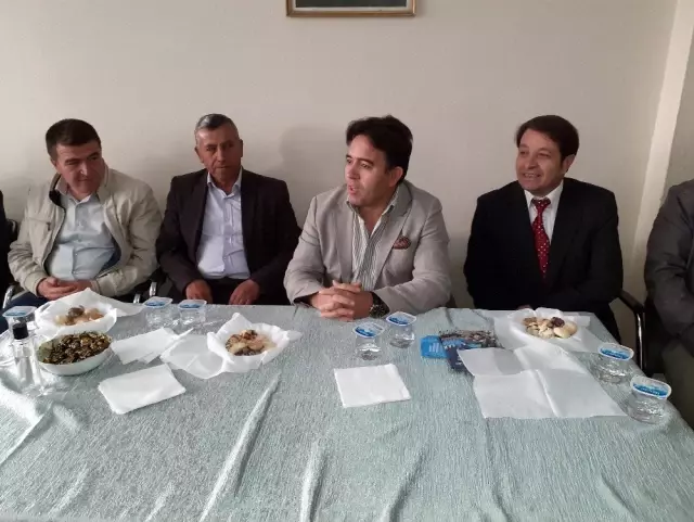 Şuhut'ta 19 Ekim Muhtarlar Günü törenle kutlandı Şuhut'ta 19 Ekim Muhtarlar Günü törenle kutlandı