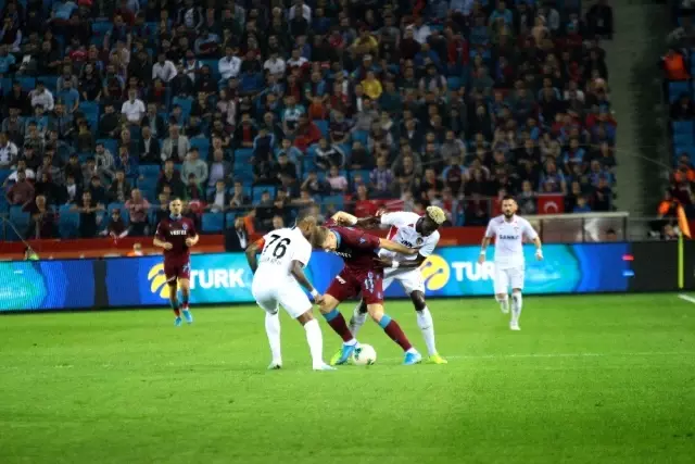 Süper Lig: Trabzonspor: 2 - Gaziantep FK: 0 (İlk yarı) Süper Lig: Trabzonspor: 2 - Gaziantep FK: 0 (İlk yarı)
