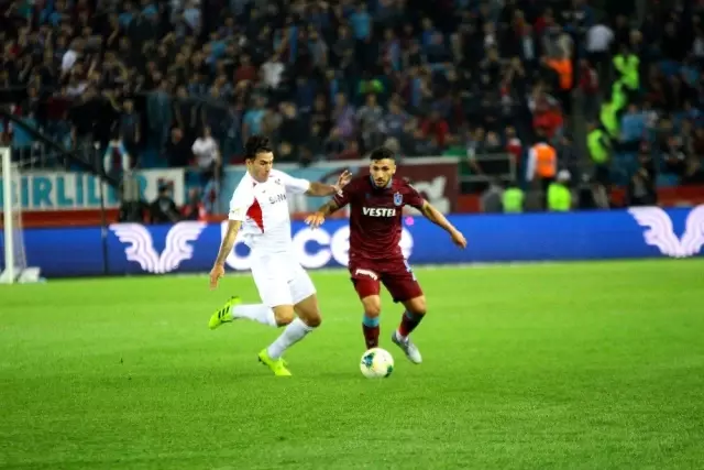 Süper Lig: Trabzonspor: 2 - Gaziantep FK: 0 (İlk yarı) Süper Lig: Trabzonspor: 2 - Gaziantep FK: 0 (İlk yarı)