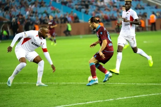 Süper Lig: Trabzonspor: 4 - Gaziantep FK: 1 (Maç sonucu) Süper Lig: Trabzonspor: 4 - Gaziantep FK: 1 (Maç sonucu)
