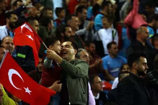 Süper Lig: Trabzonspor: 4 - Gaziantep FK: 1 (Maç sonucu) Süper Lig: Trabzonspor: 4 - Gaziantep FK: 1 (Maç sonucu)