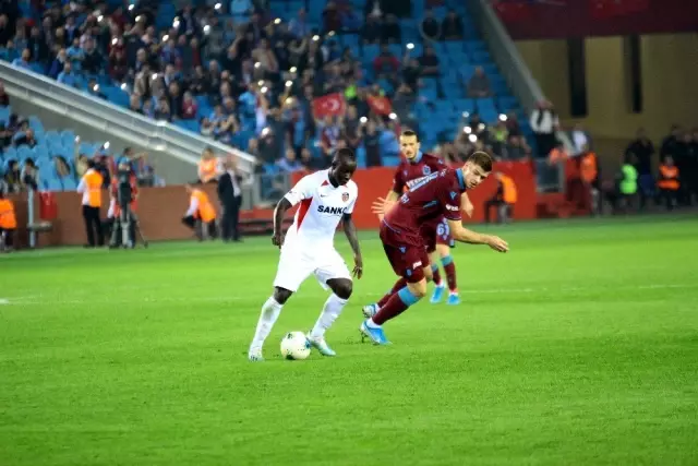 Süper Lig: Trabzonspor: 4 - Gaziantep FK: 1 (Maç sonucu) Süper Lig: Trabzonspor: 4 - Gaziantep FK: 1 (Maç sonucu)