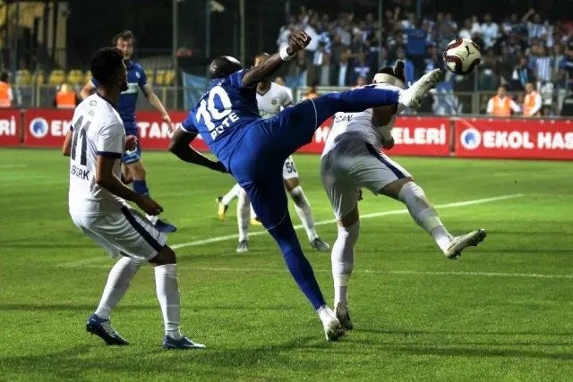 TFF 1. Lig: Ekol Göz Menemenspor: 0 - Büyükşehir Belediye Erzurumspor: 0 TFF 1. Lig: Ekol Göz Menemenspor: 0 - Büyükşehir Belediye Erzurumspor: 0