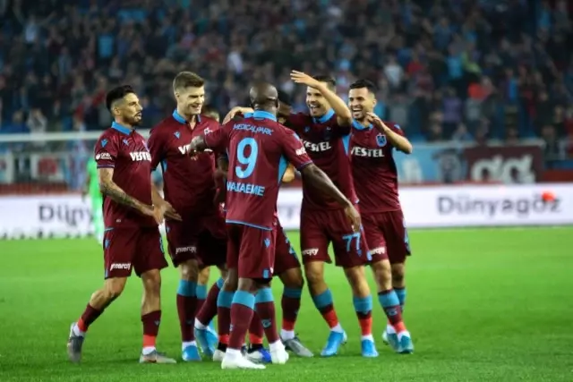 Trabzonspor 284 hafta sonra liderlik koltuğuna oturdu