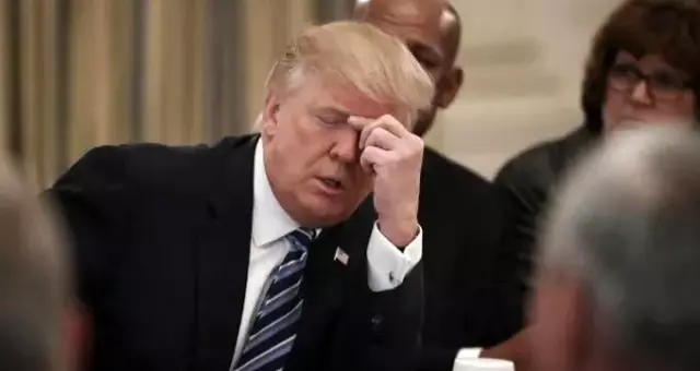 Trump'ı zora sokacak genelev iddiası: 1982 yılında 18 yaşından küçük bir kızla ilişkiye girdi Trump'ı zora sokacak genelev iddiası: 1982 yılında 18 yaşından küçük bir kızla ilişkiye girdi