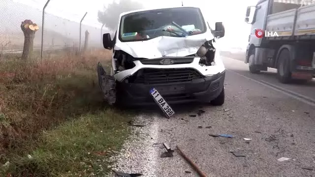 Yoğun sis nedeniyle gerçekleşen kazada 1 kişi hayatını kaybetti Yoğun sis nedeniyle gerçekleşen kazada 1 kişi hayatını kaybetti