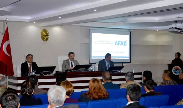 Ardahan Afet Müdahale Planı değerlendirme toplantısı düzenlendi