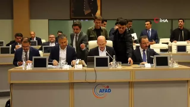 Bakan Süleyman Soylu: 'Göç' konulu toplantıya katıldı Bakan Süleyman Soylu: 'Göç' konulu toplantıya katıldı
